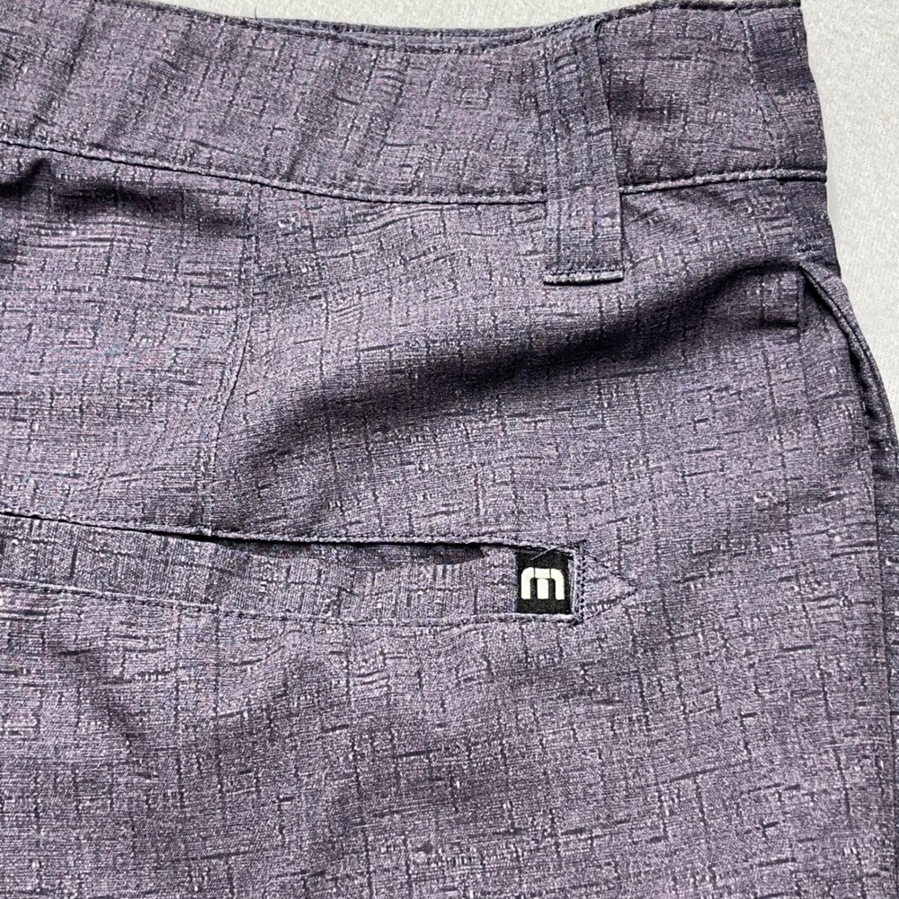 TravisMathew Mens 32 Golf Shorts gray Textured Stretch Performance RN123280